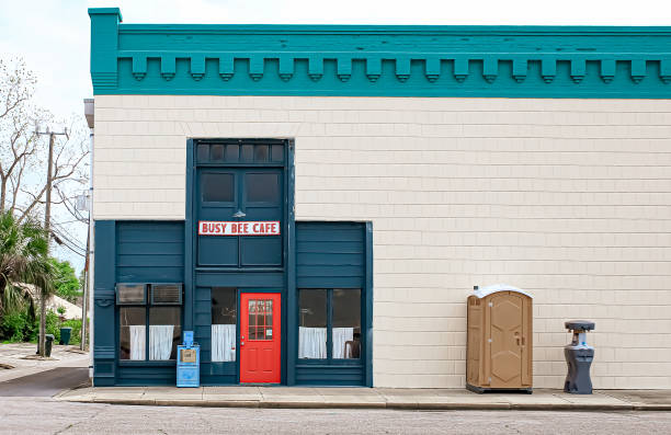 Best Porta potty delivery and setup  in Pagedale, MO